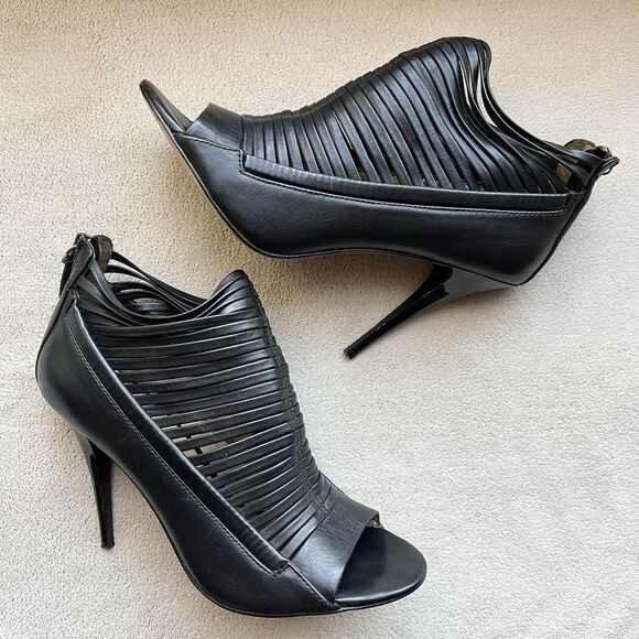 L.A.M.B. By Gwen Stefani Black Leather Stiletto Heel Sandals Women 9 Strappy - Picture 1 of 15